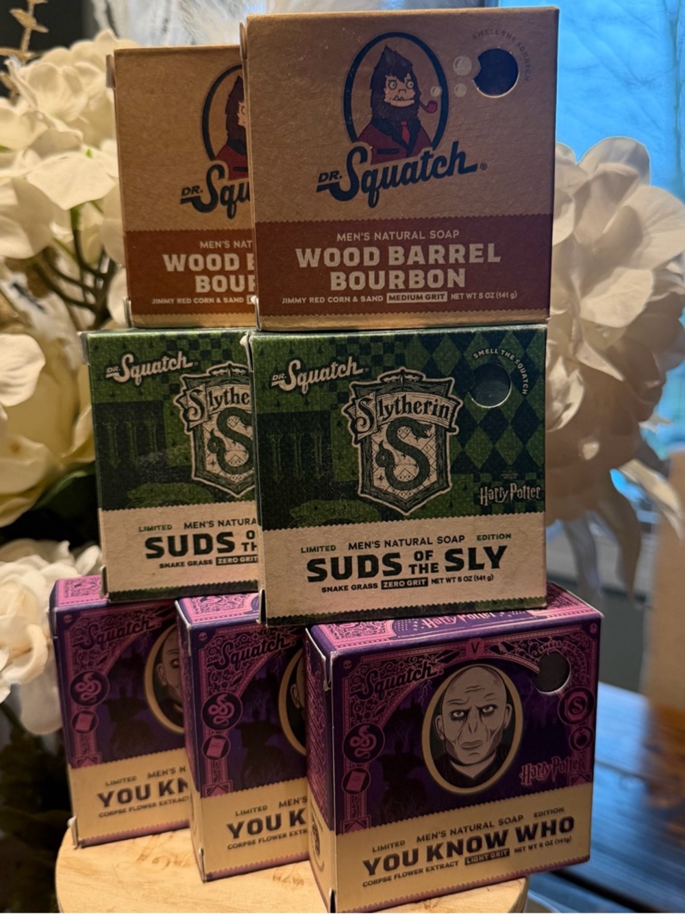 Dr. Squatch Men's 5 Limited Edition Harry Potter Soaps and 2 Barrel Bourbon soap - Picture 2 of 9